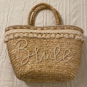 NWOT straw Bride beach bag tote with shell detail